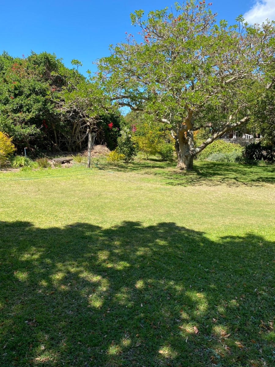 5 Bedroom Property for Sale in Seafield Eastern Cape